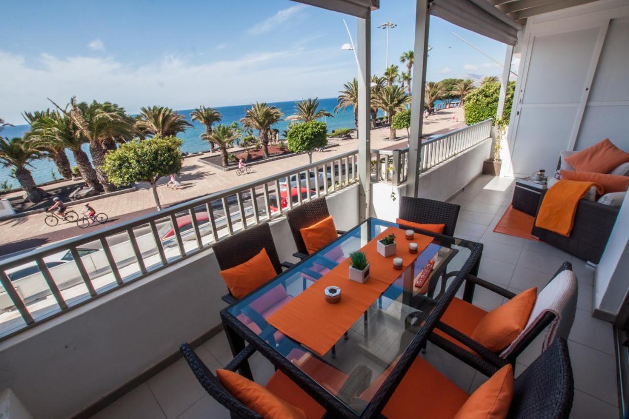 Casa Atlantico On The Front Line With Amazing Sea Views Lejlighed Puerto del Carmen  Eksteriør billede