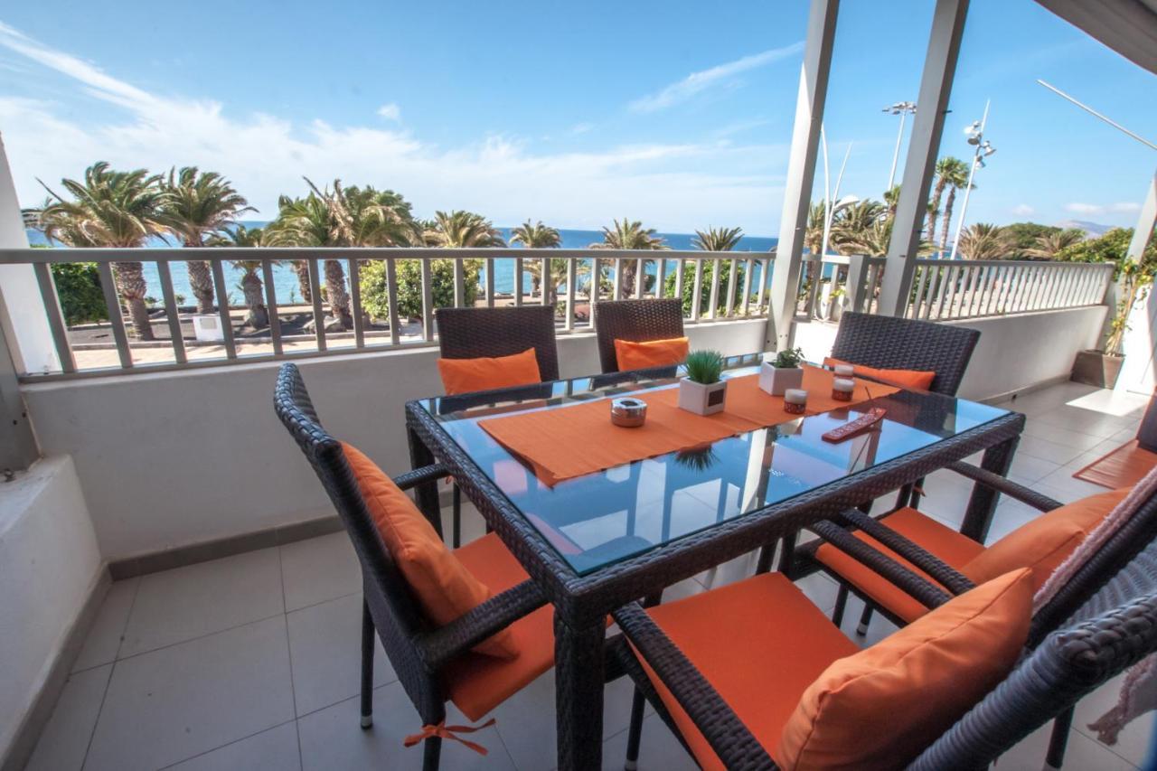 Casa Atlantico On The Front Line With Amazing Sea Views Lejlighed Puerto del Carmen  Eksteriør billede